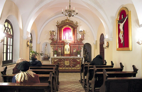 [kaplice adoracji] kościół ojców Redemptorystów - Podwyższenia Krzyża Świętego w Gliwicach